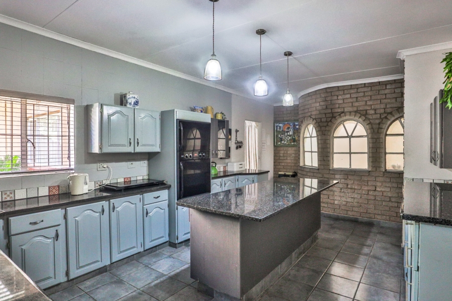 11 Bedroom Property for Sale in Protea Park North West